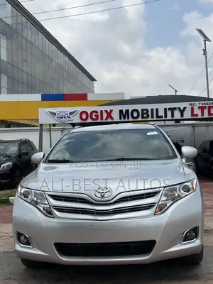 Toyota Venza 2009 Silver