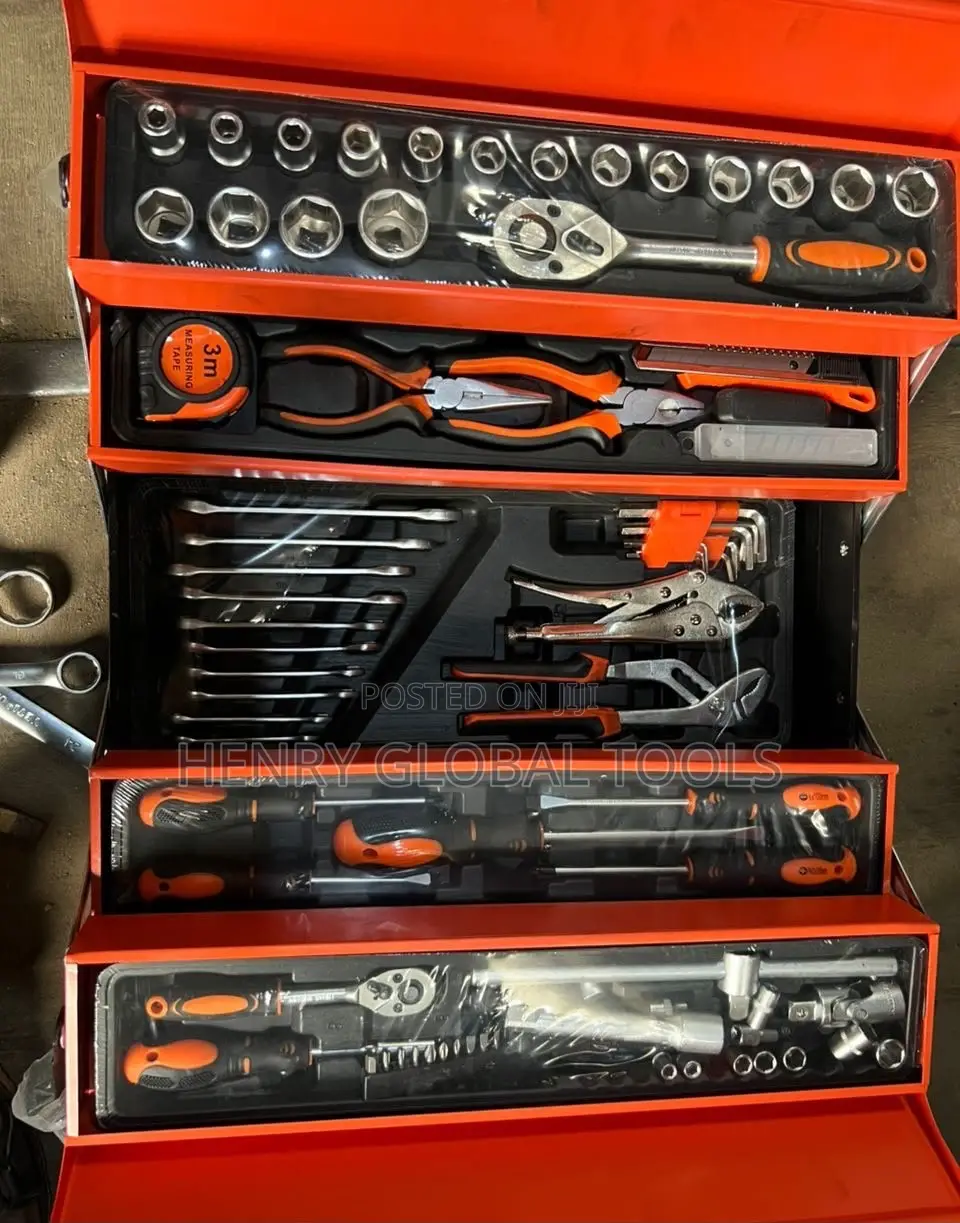 85PCS Complete Professional Tool Set With Metal Toolbox