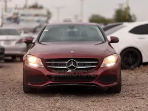 Mercedes-Benz C300 2016 Maroon