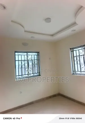 2bdrm Block of Flats in Okebadan Estate for rent