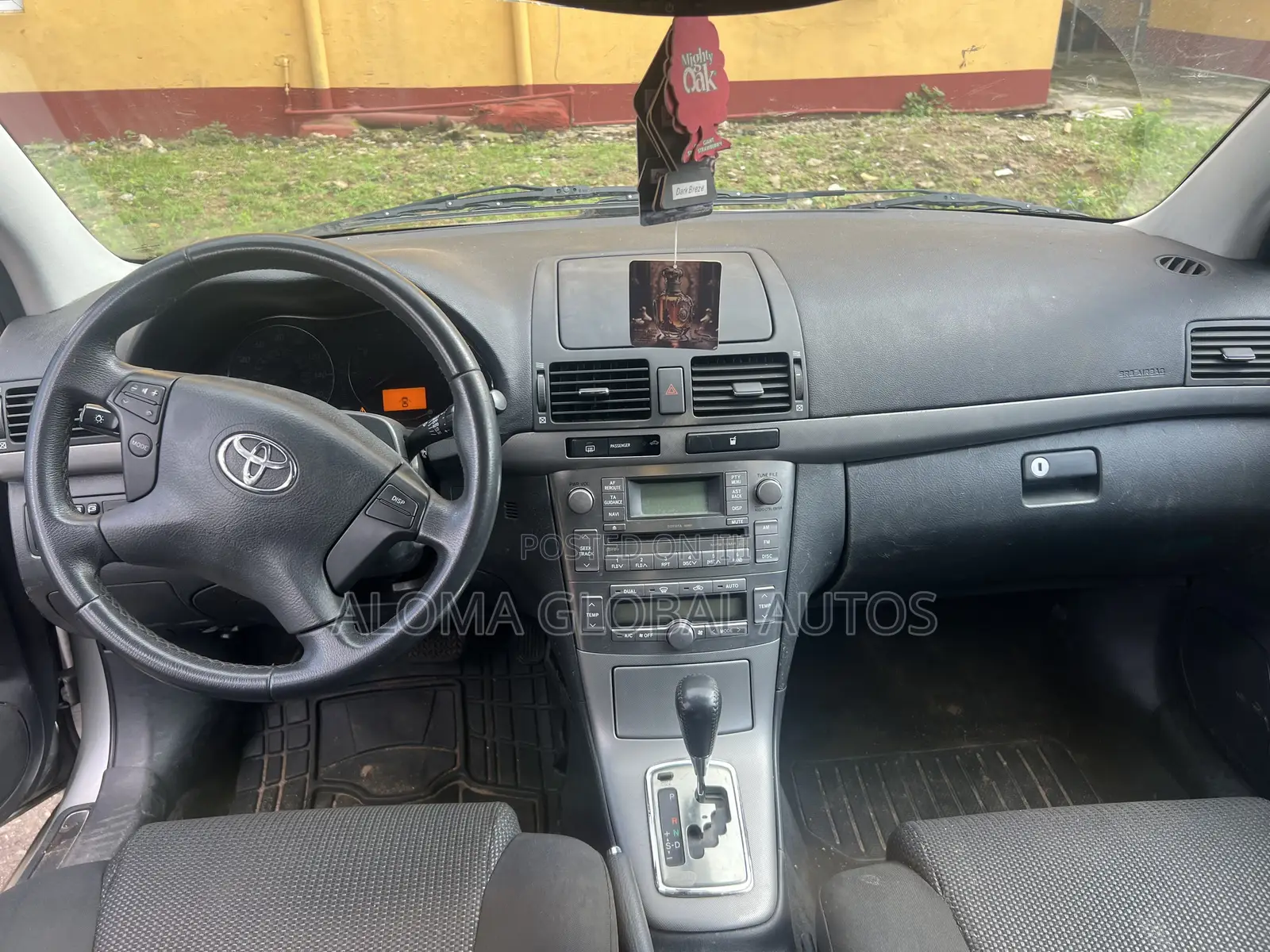 Toyota Avensis 2.0 Advanced Automatic 2010 Silver