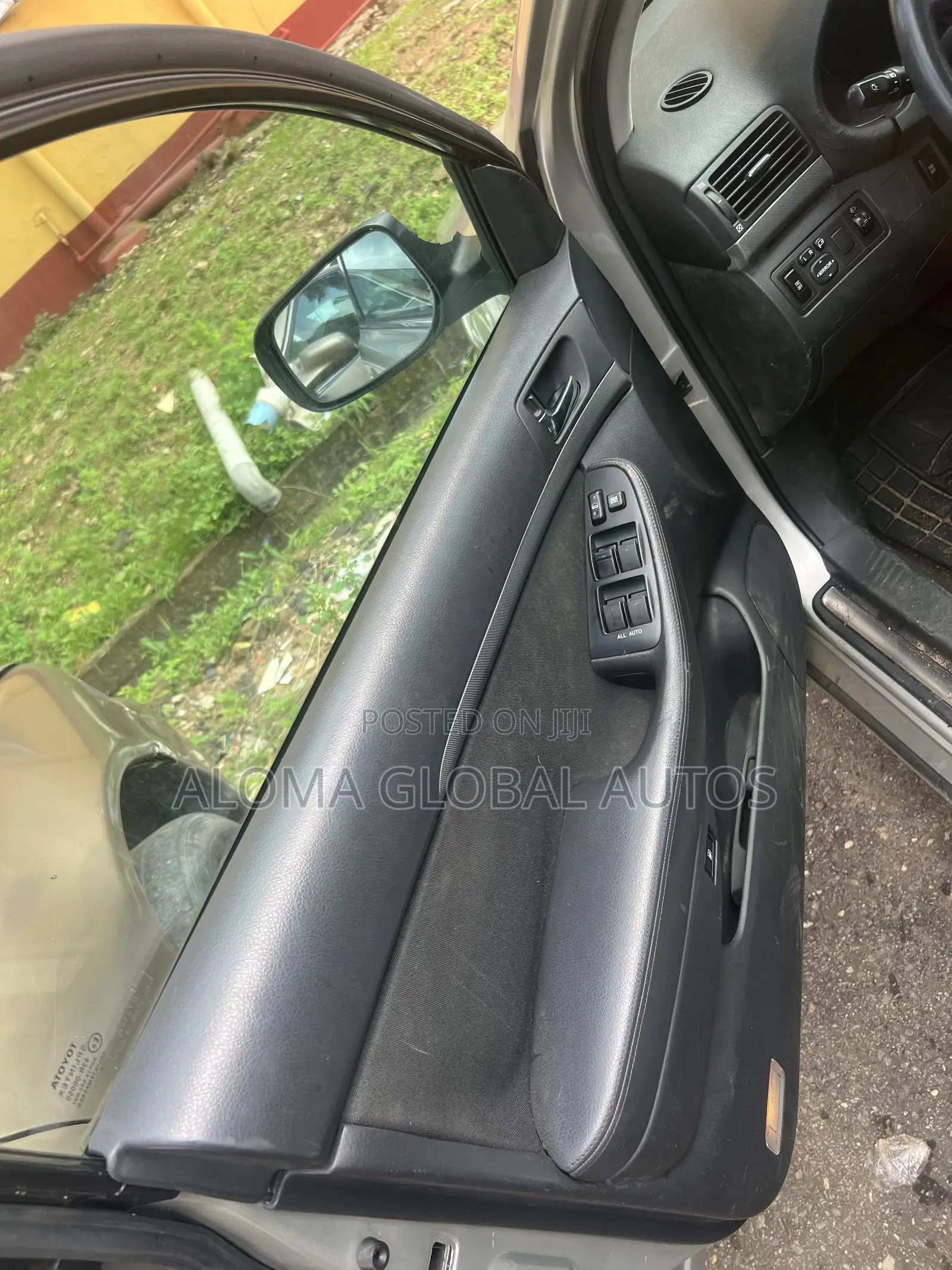 Toyota Avensis 2.0 Advanced Automatic 2010 Silver