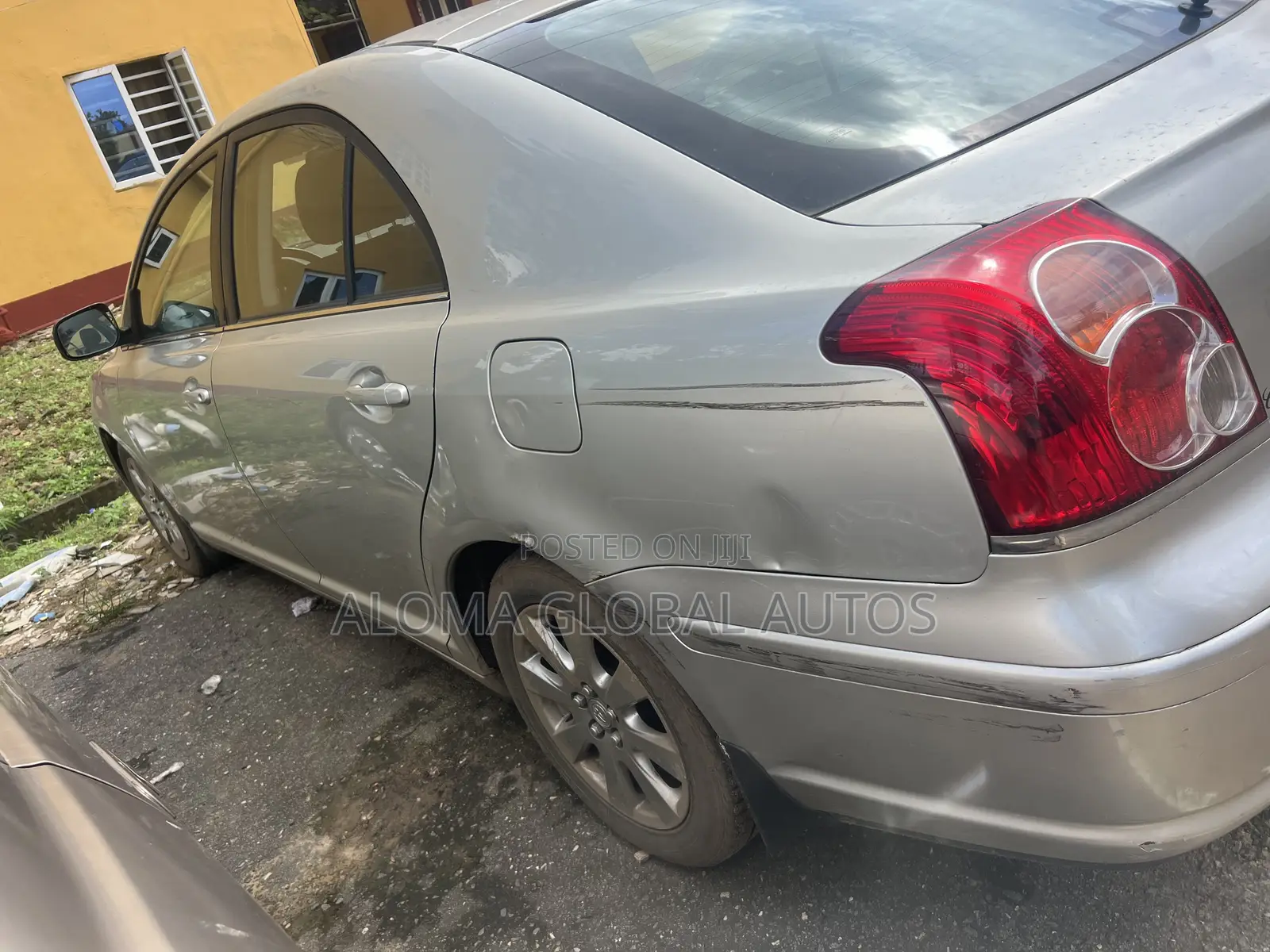 Toyota Avensis 2.0 Advanced Automatic 2010 Silver