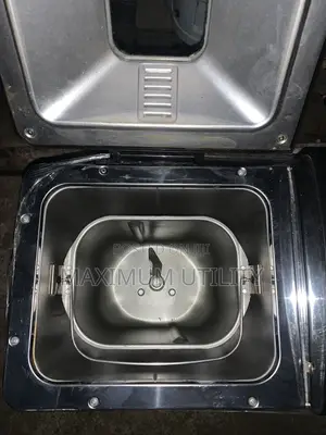 MORPHY RICHARD’S 670 Watts Bread Maker