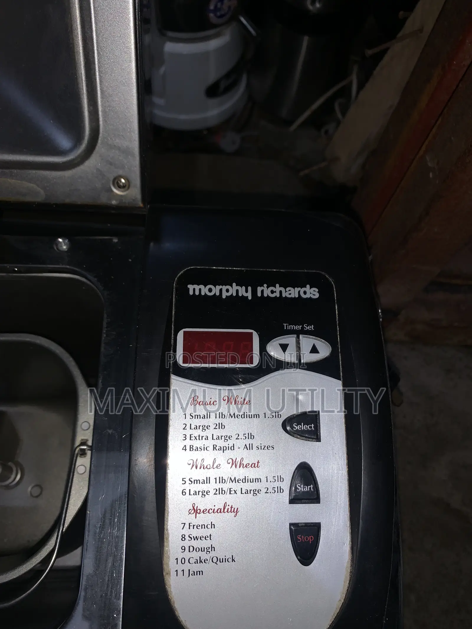 MORPHY RICHARD’S 670 Watts Bread Maker