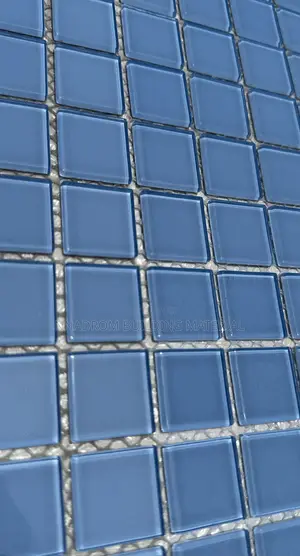 1/1 Light Blue Glass Pool Mosaic