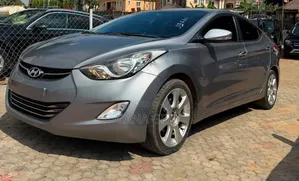 Hyundai Elantra 2010 Silver