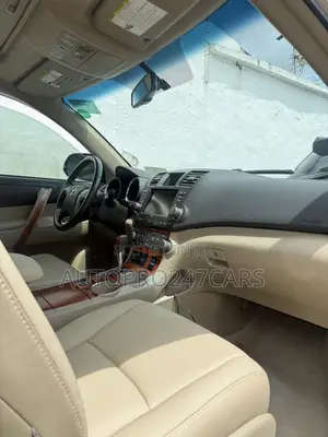 Toyota Highlander Limited 2008 Gold