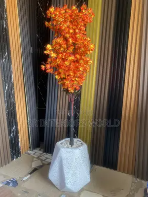 Artificial Plants/Flowers