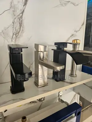 Square Washing Basin Mixer Tap