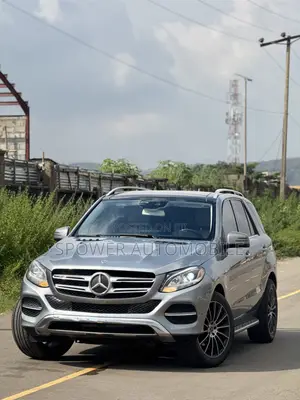Mercedes-Benz GLE-Class 2016 Silver