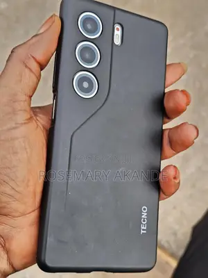 Tecno Camon 40 Pro 4G 256 GB Silver
