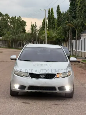 Kia Cerato 2012 Silver
