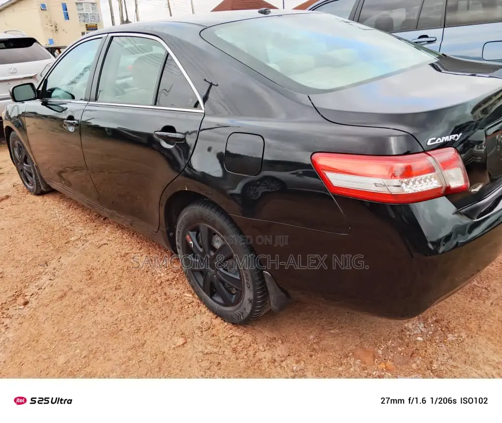 Toyota Camry 2010 Black