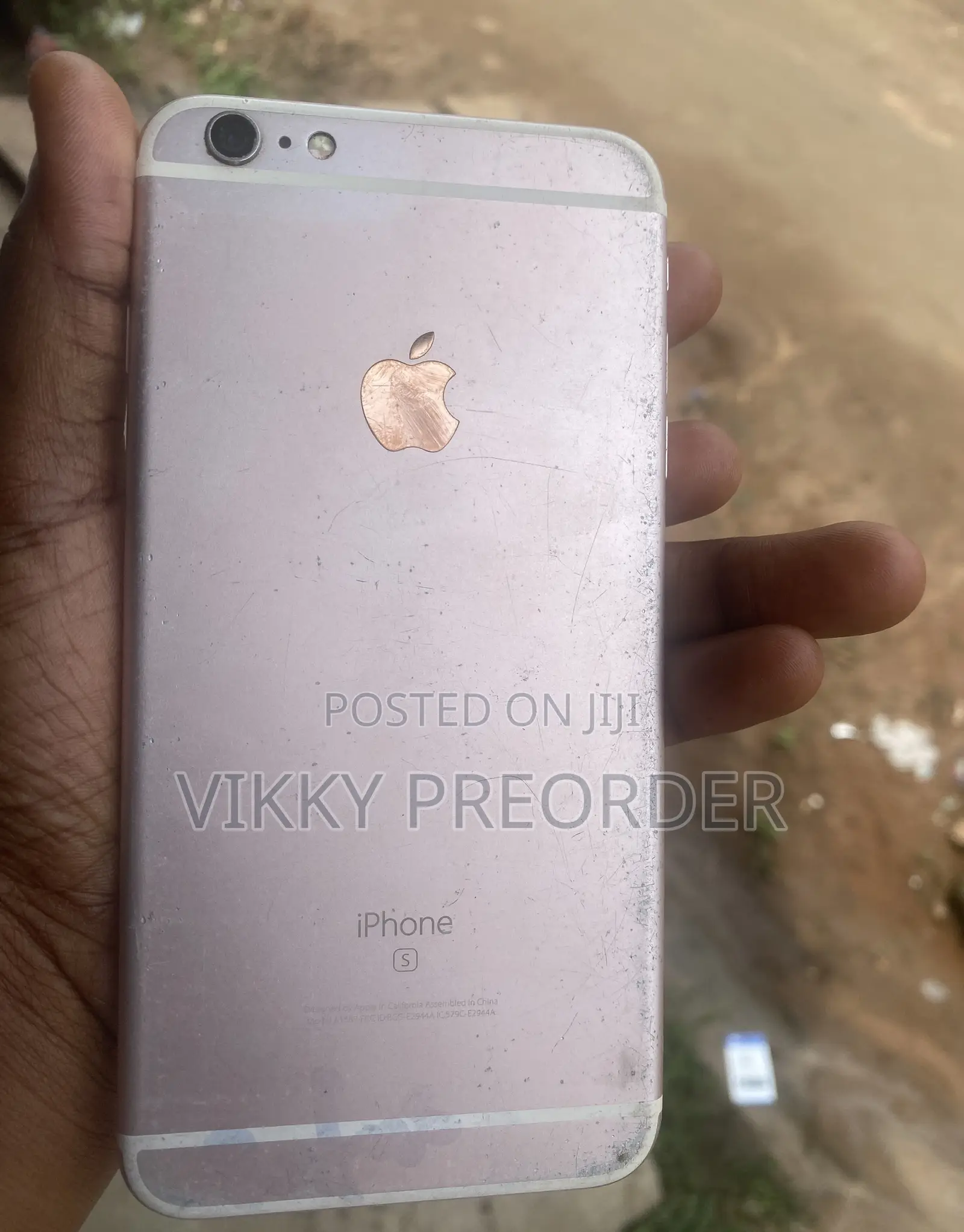 Apple iPhone 6s Plus 32 GB Gold