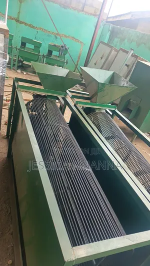 Palm Fruit Chaff Cleaner