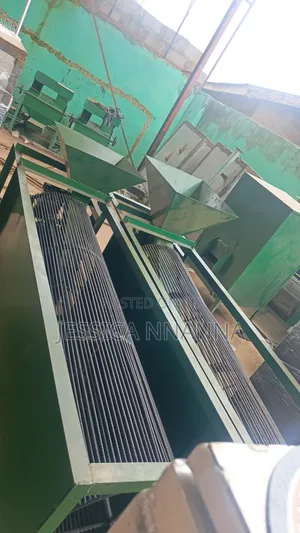 Palm Fruit Chaff Cleaner