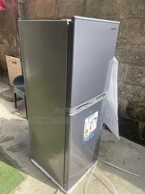 Skyrun 195L Double Door Refrigerator – Freshness Made Easy