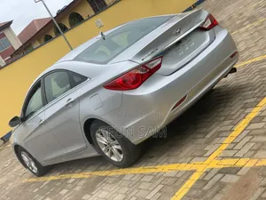 Hyundai Sonata 2011 Silver