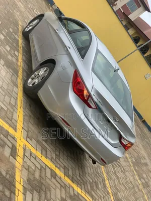 Hyundai Sonata 2011 Silver