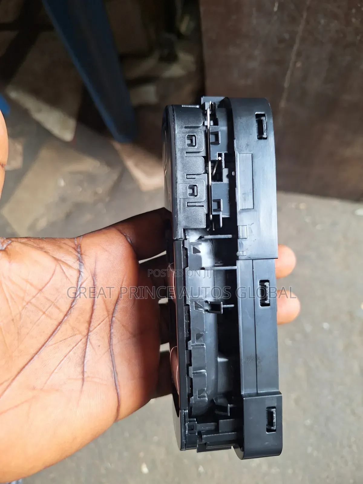 Widow Switch C400 206