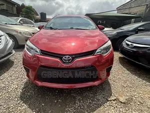 Toyota Corolla LE Eco Premium 4dr Sedan (1.8L 4cyl CVT) 2015 Red