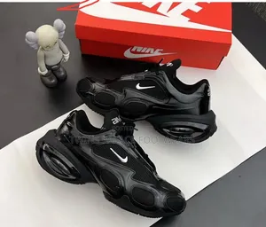 Nike AM Sneaker