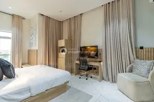 Beautiful Studio Apartment Available