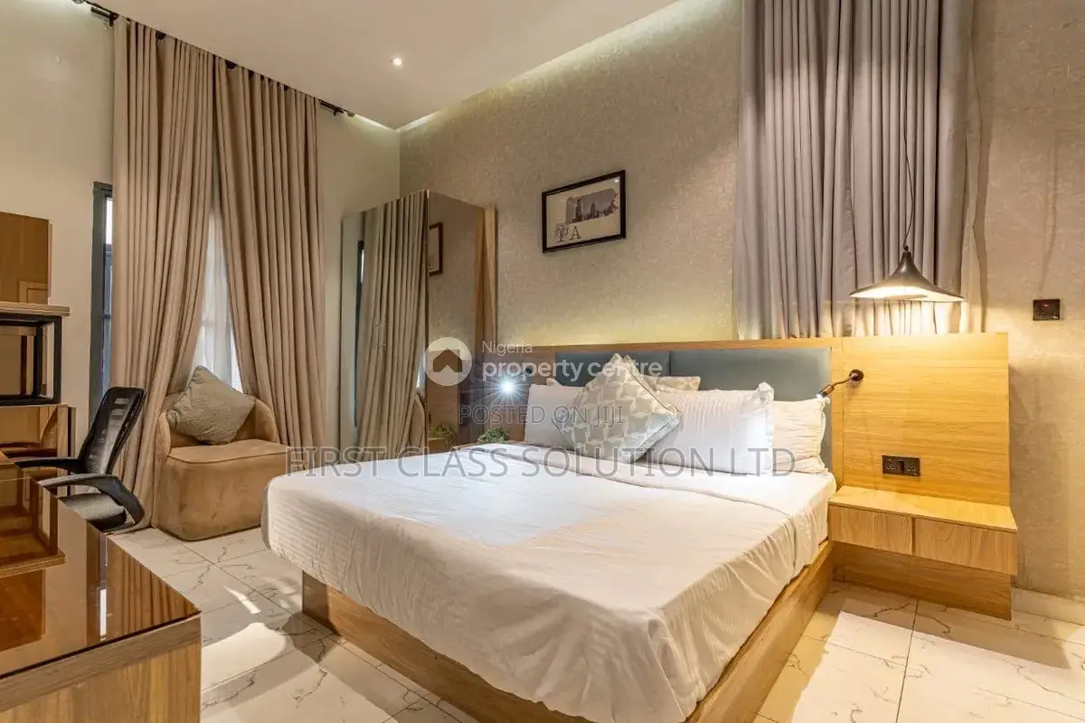 Beautiful Studio Apartment Available