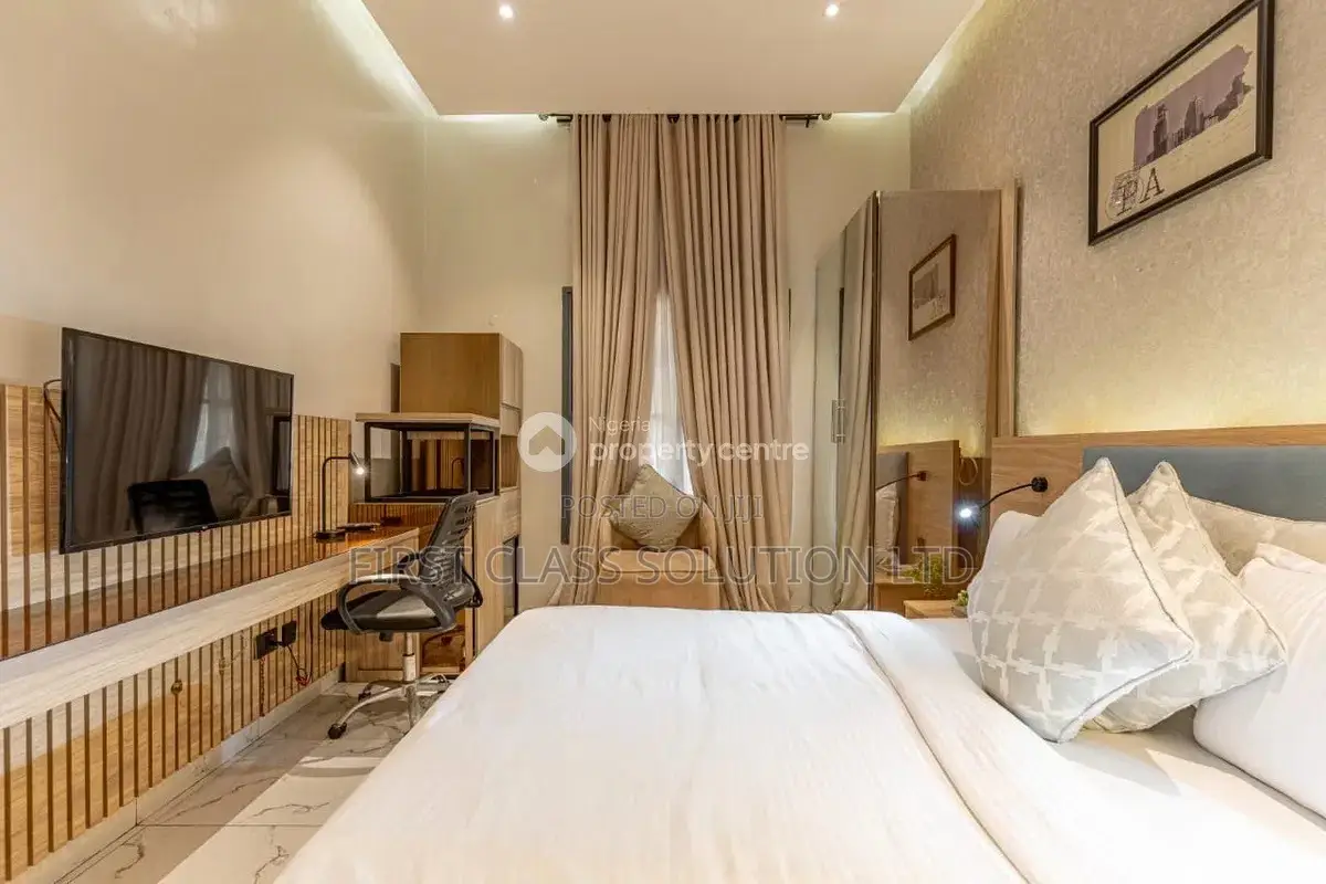 Beautiful Studio Apartment Available