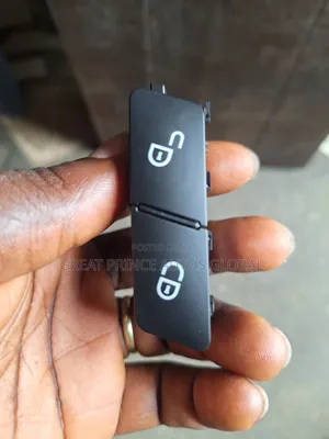 Door Lock Botton GLK350/204/212/166