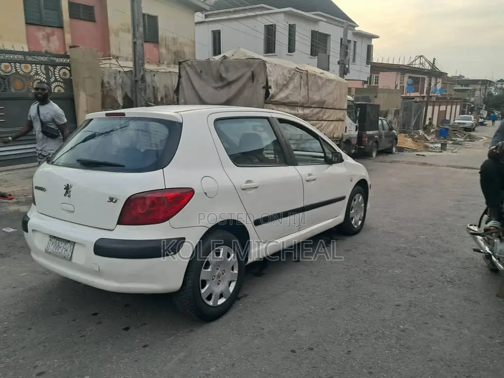 Peugeot 307 2005 White