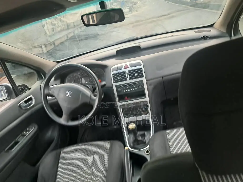 Peugeot 307 2005 White
