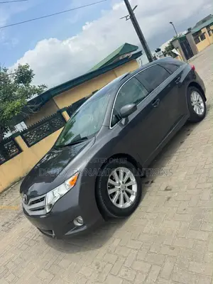 Toyota Venza Limited 2010 Gray
