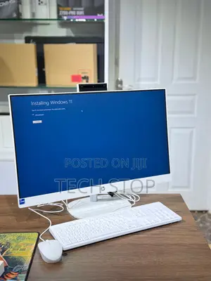 New Desktop Computer HP AiO 24 8GB Intel Core Ultra 5 SSD 512GB