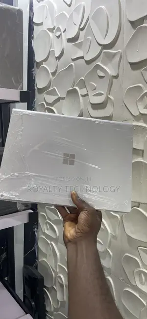 Laptop Microsoft Surface Book 2 16GB Intel Core i7 SSD 512GB