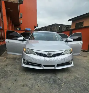 Toyota Camry 2013 Silver