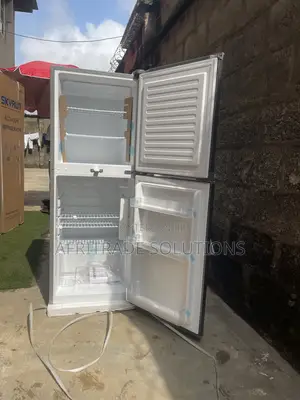 Skyrun BCD-195HS 195L – Modern Fridge, Maximum Convenience