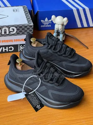 Adidas Sneaker