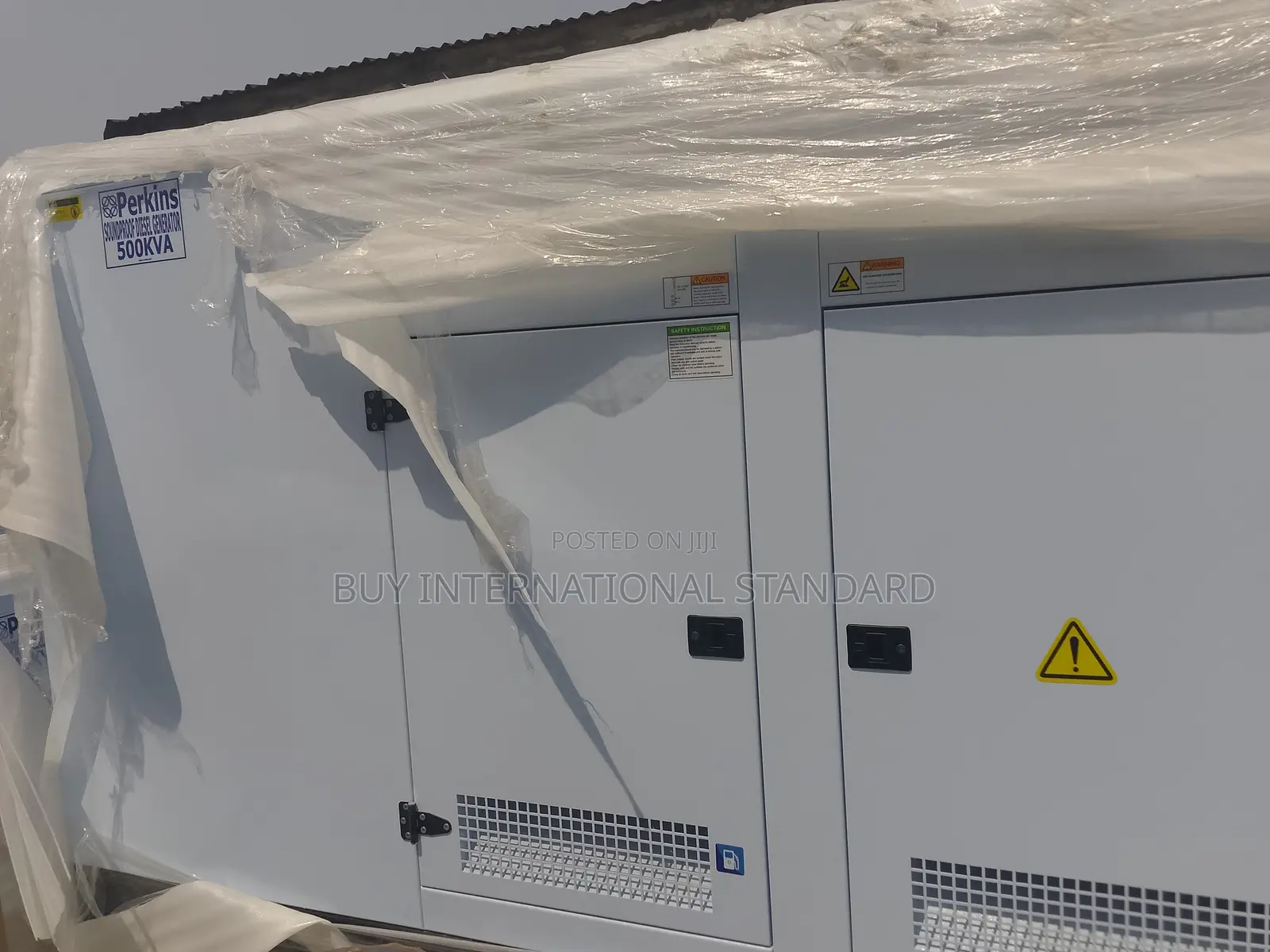 Perkins 500kva Soundproof Diesel 3-Phase Power Generator