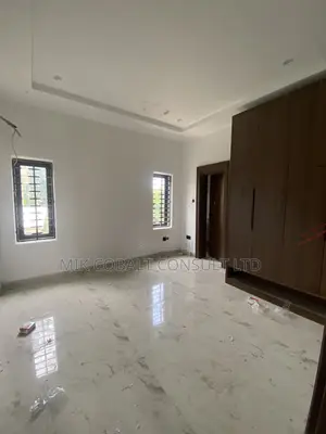 4bdrm Duplex in 69Road, Gwarinpa for sale
