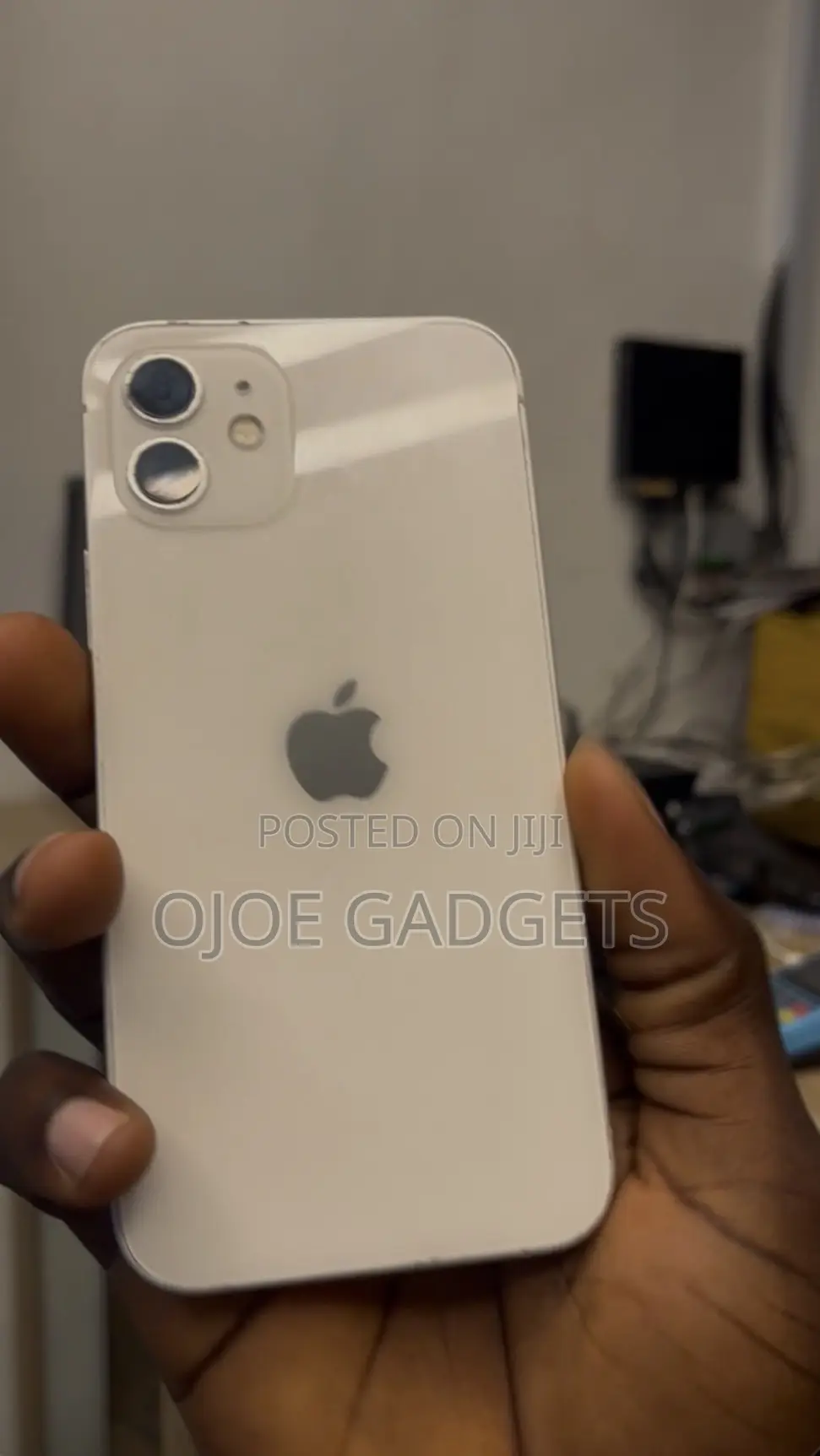 Apple iPhone 12 64 GB White