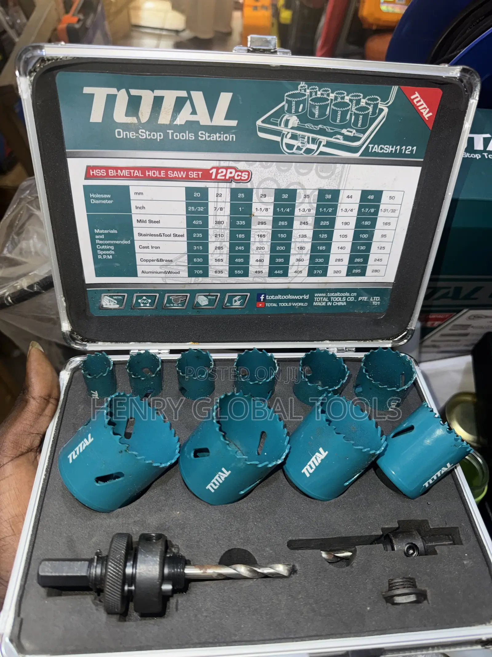 TOTAL HSS Bi-Metal Hole Saw Set – 12 Pieces