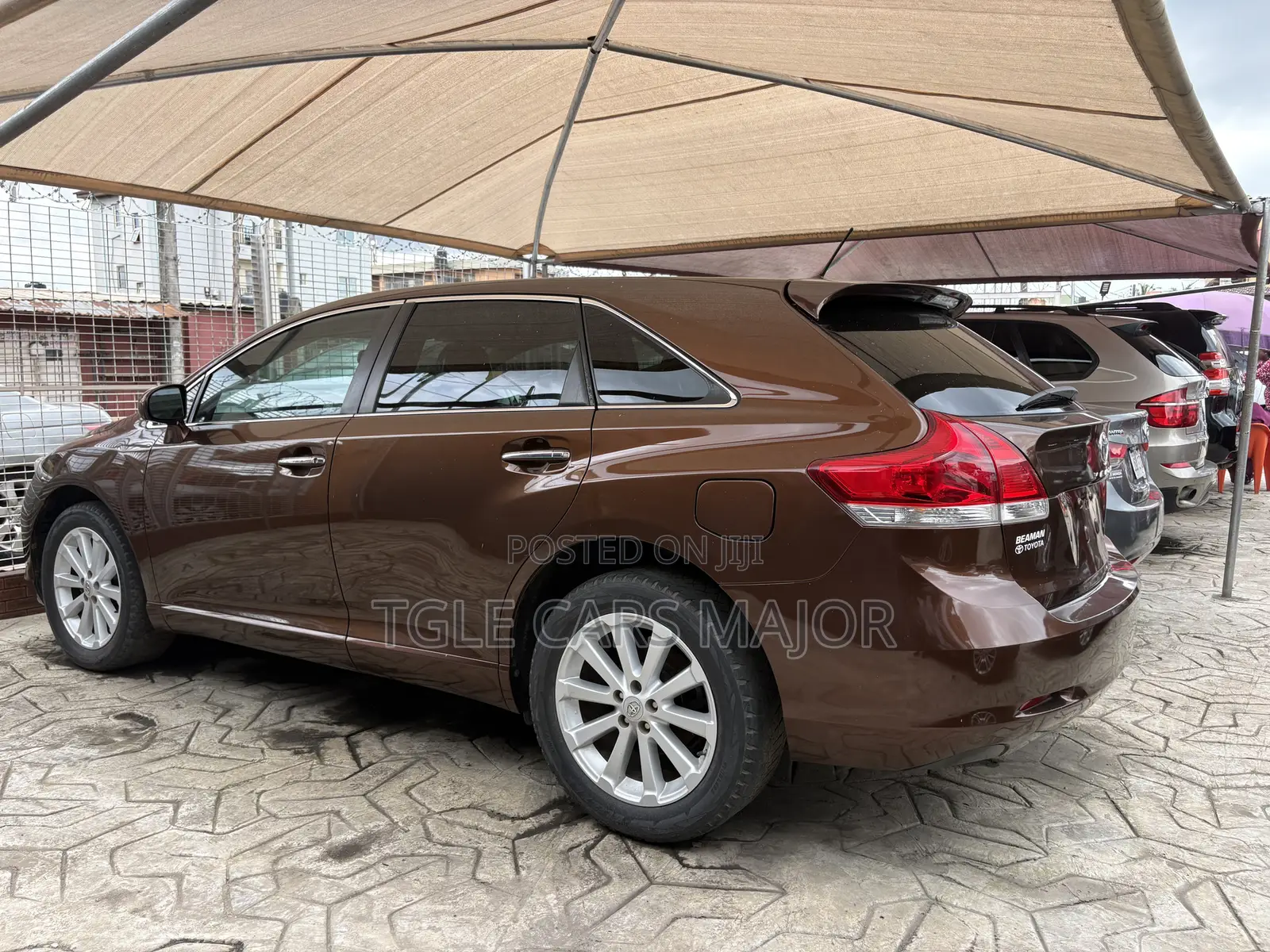 Toyota Venza XLE 2012 Brown