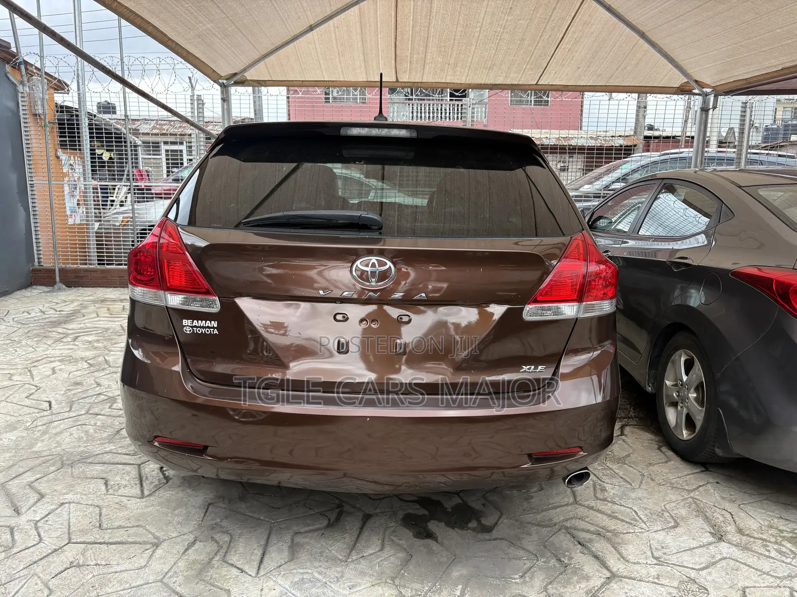 Toyota Venza XLE 2012 Brown