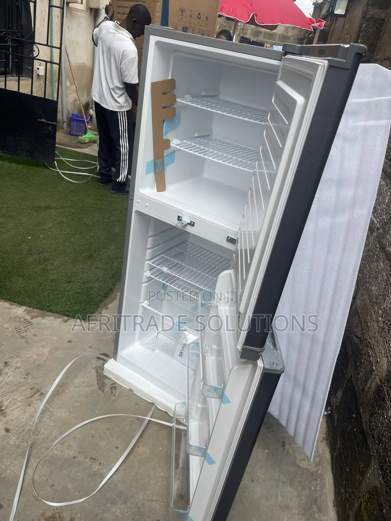Skyrun BCD-195HS – Cool Storage for Modern Kitchens