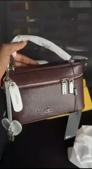 Boxed Pedro Bag