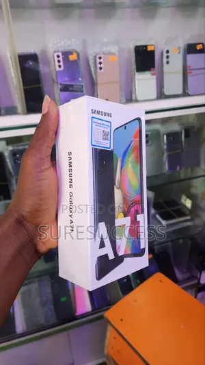 New Samsung Galaxy A71 128 GB Black