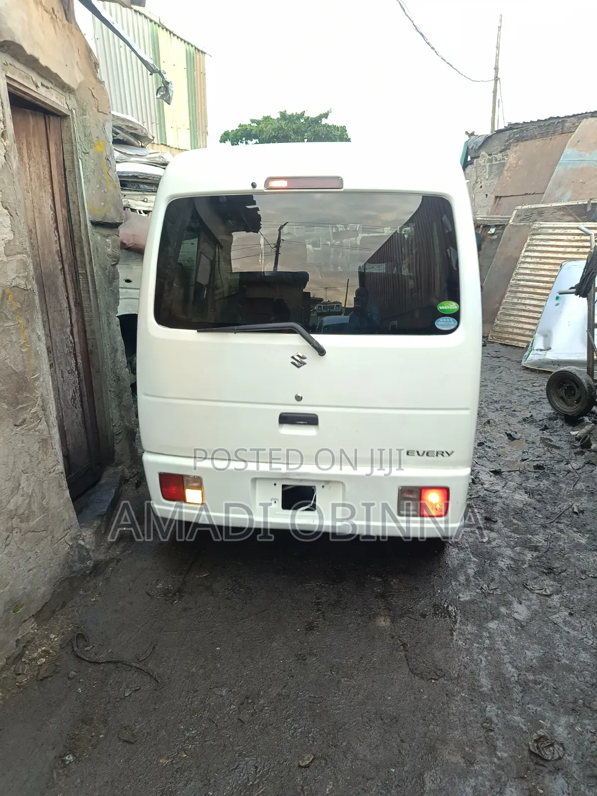 Suzuki Every 2012 White