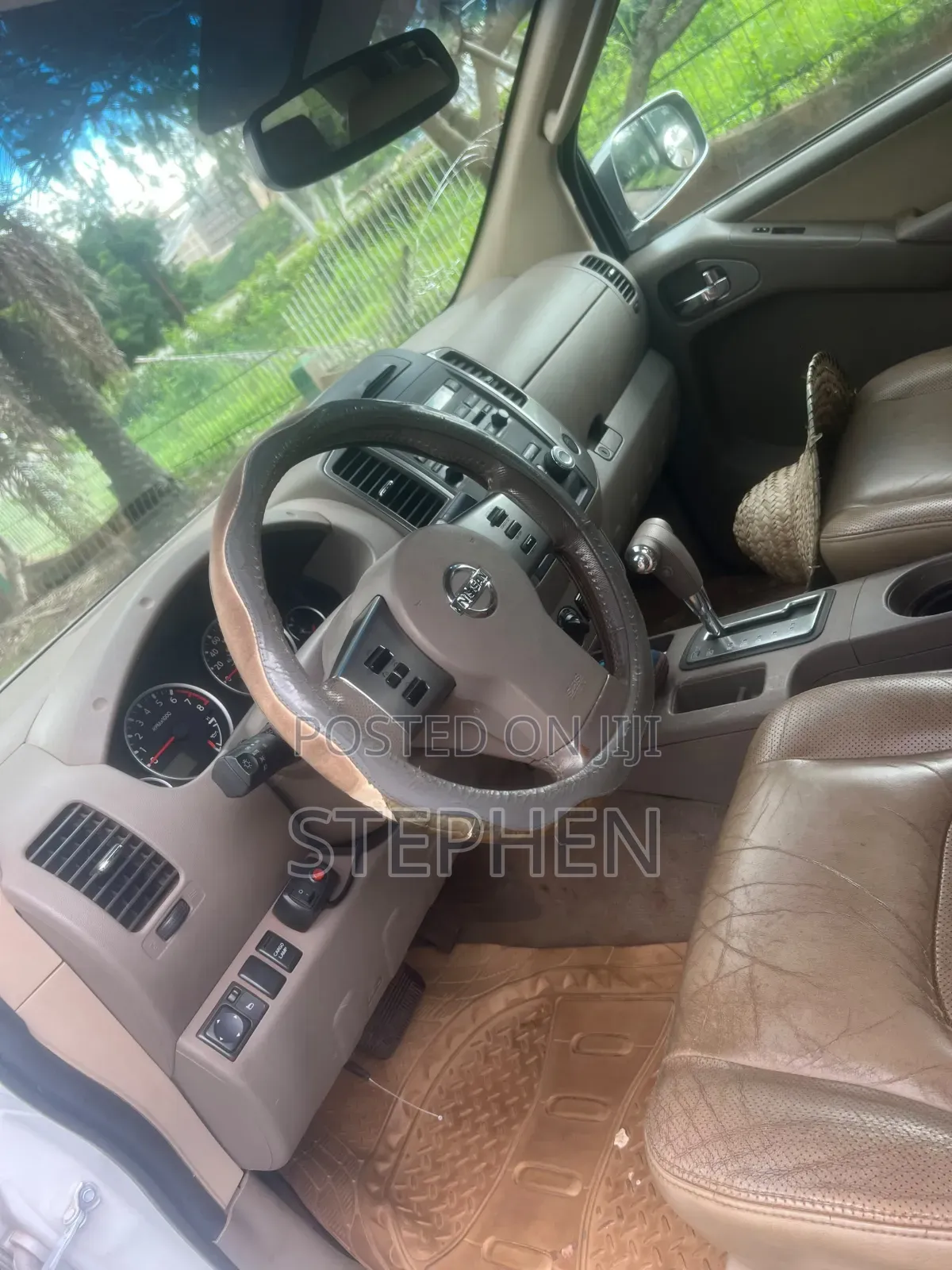 Nissan Frontier 2009 White